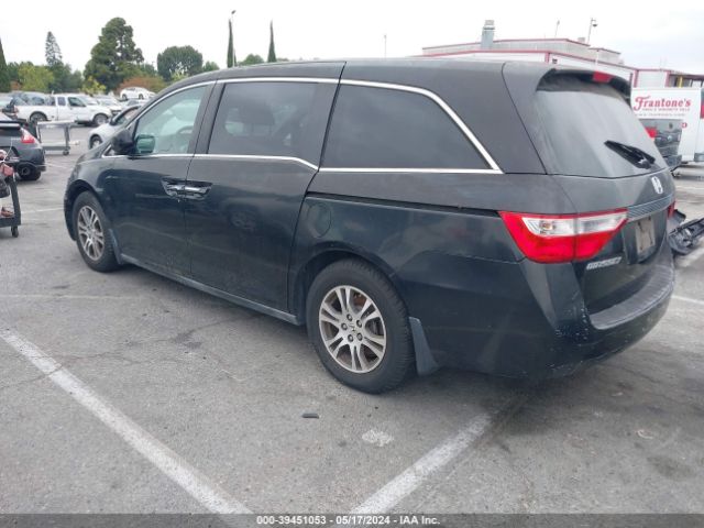 Photo 2 VIN: 5FNRL5H4XBB012275 - HONDA ODYSSEY 