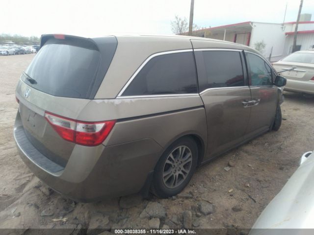 Photo 3 VIN: 5FNRL5H4XCB026906 - HONDA ODYSSEY 