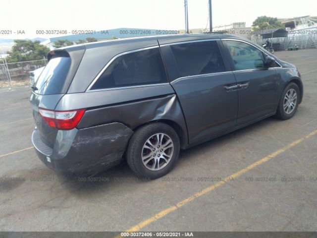 Photo 3 VIN: 5FNRL5H4XDB050835 - HONDA ODYSSEY 