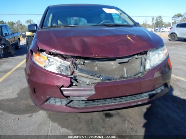 Photo 5 VIN: 5FNRL5H4XDB072656 - HONDA ODYSSEY 