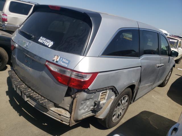 Photo 3 VIN: 5FNRL5H4XDB077792 - HONDA ODYSSEY EX 