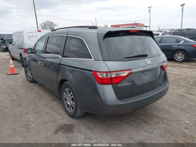 Photo 2 VIN: 5FNRL5H60BB002212 - HONDA ODYSSEY 