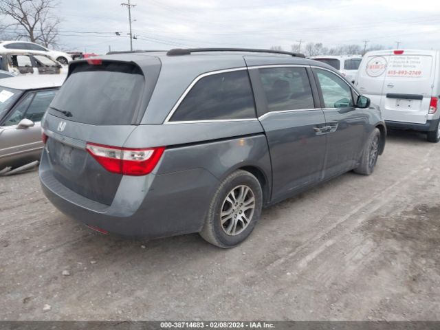 Photo 3 VIN: 5FNRL5H60BB002212 - HONDA ODYSSEY 