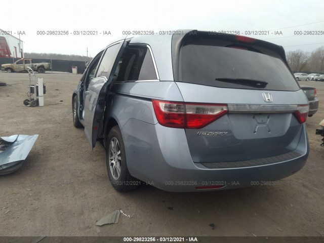 Photo 2 VIN: 5FNRL5H60BB097659 - HONDA ODYSSEY 