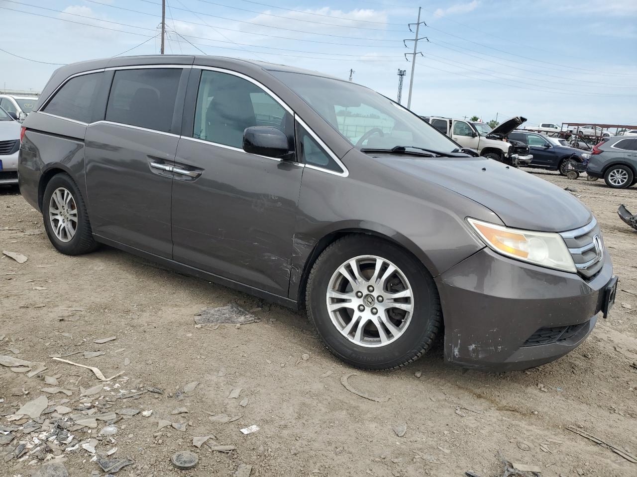 Photo 3 VIN: 5FNRL5H60BB099430 - HONDA ODYSSEY 