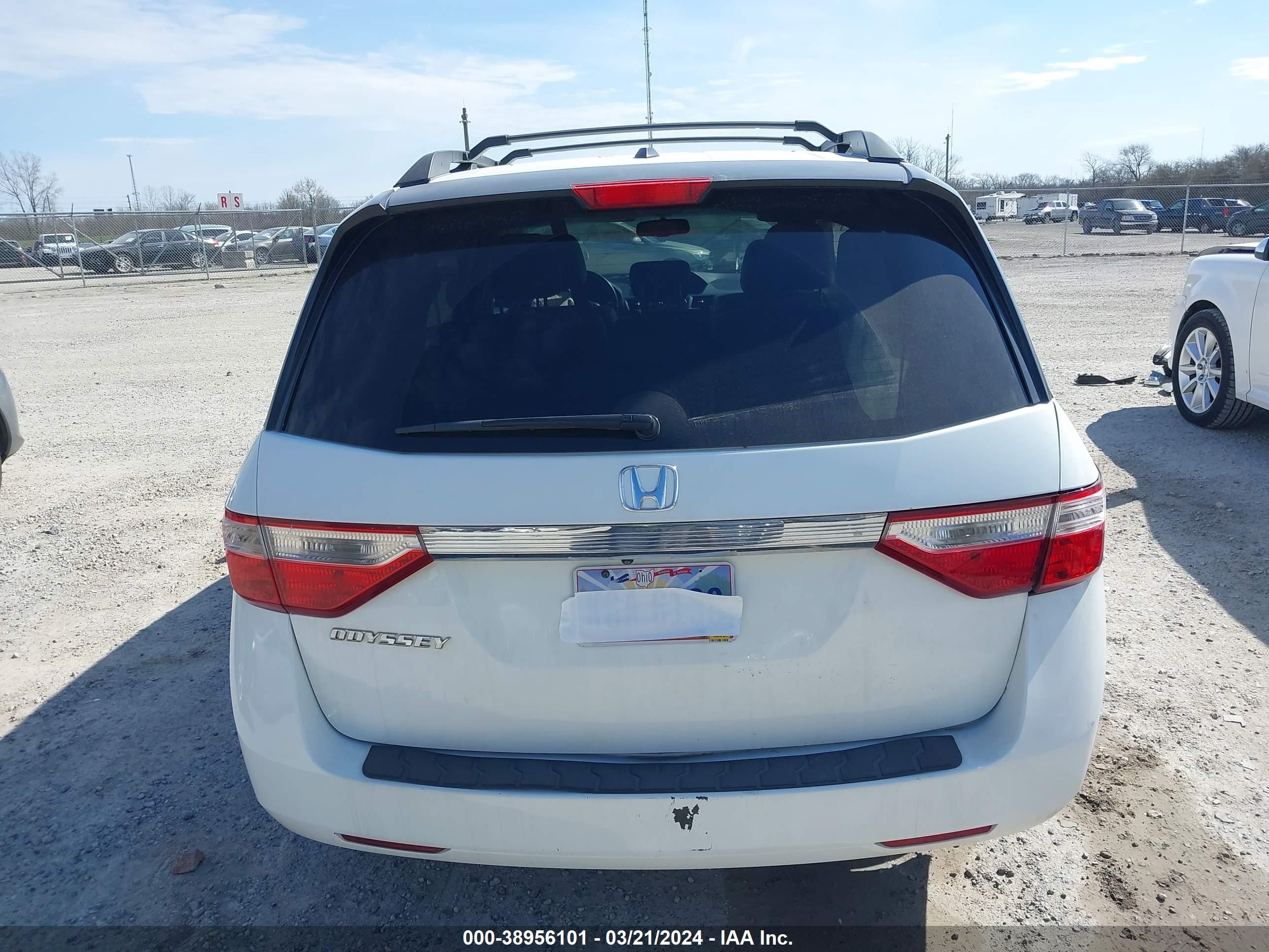 Photo 16 VIN: 5FNRL5H60CB011512 - HONDA ODYSSEY 