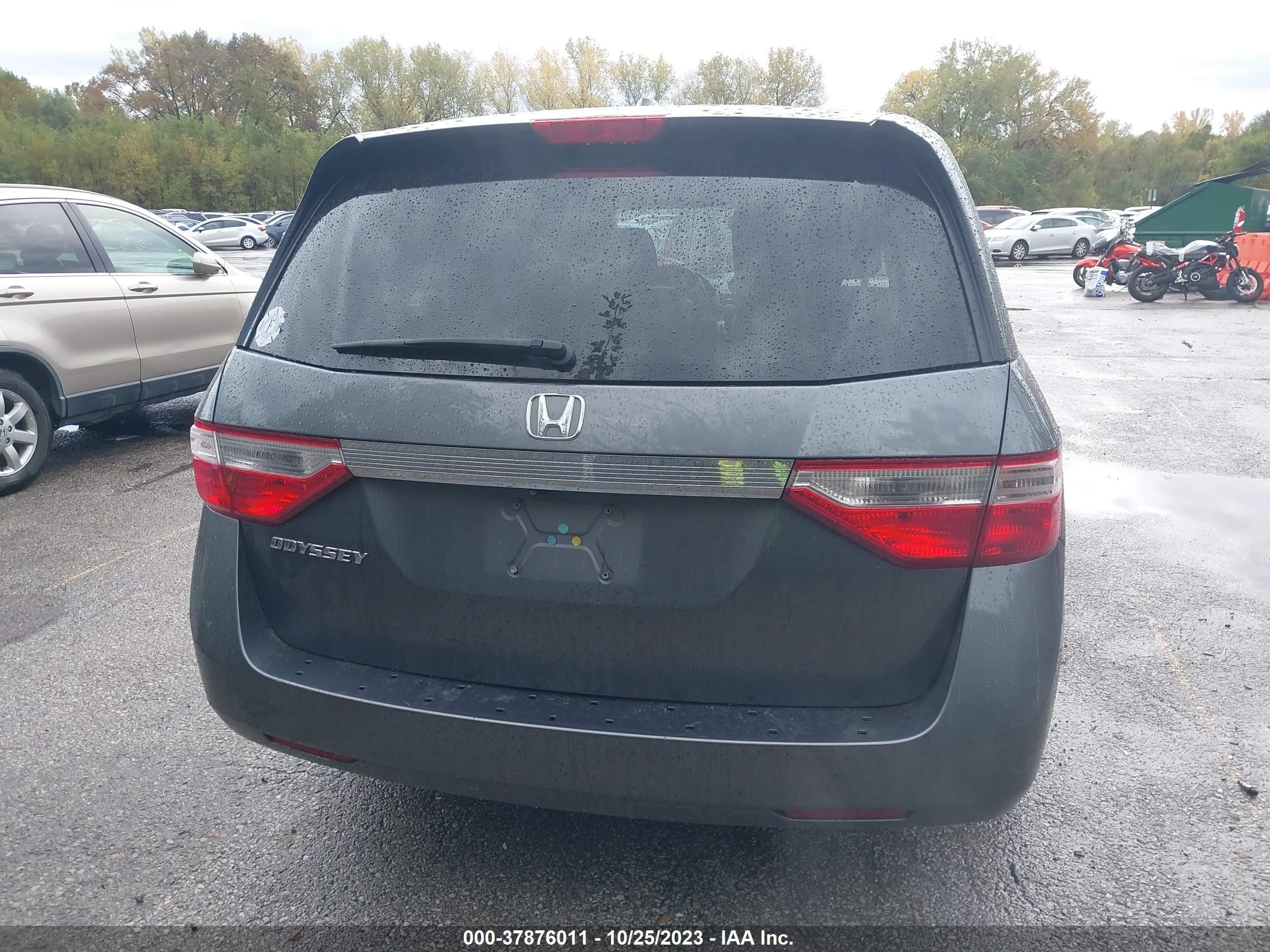 Photo 16 VIN: 5FNRL5H60DB062882 - HONDA ODYSSEY 