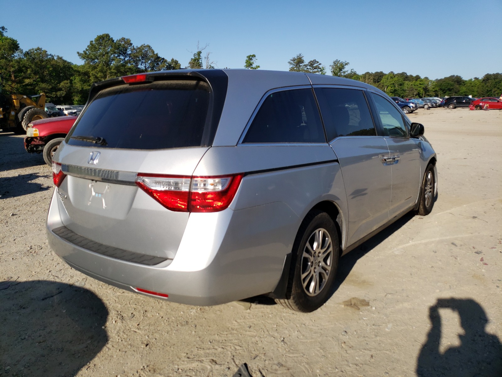 Photo 3 VIN: 5FNRL5H60DB082999 - HONDA ODYSSEY 