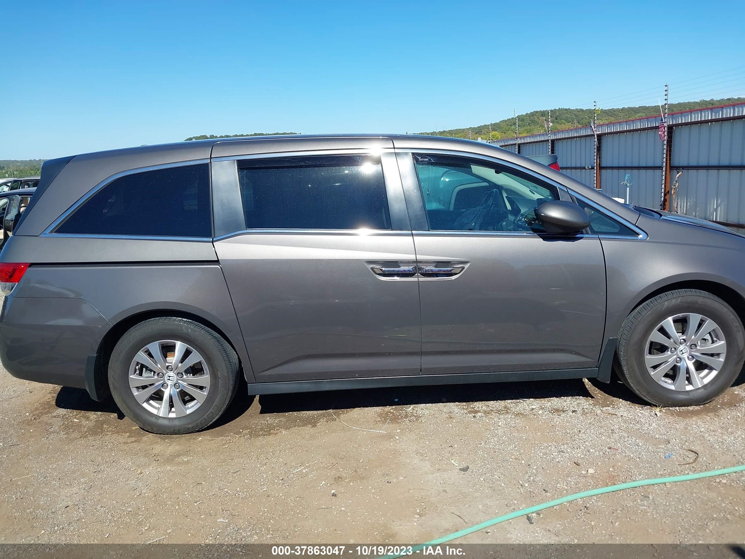 Photo 12 VIN: 5FNRL5H60EB128770 - HONDA ODYSSEY 