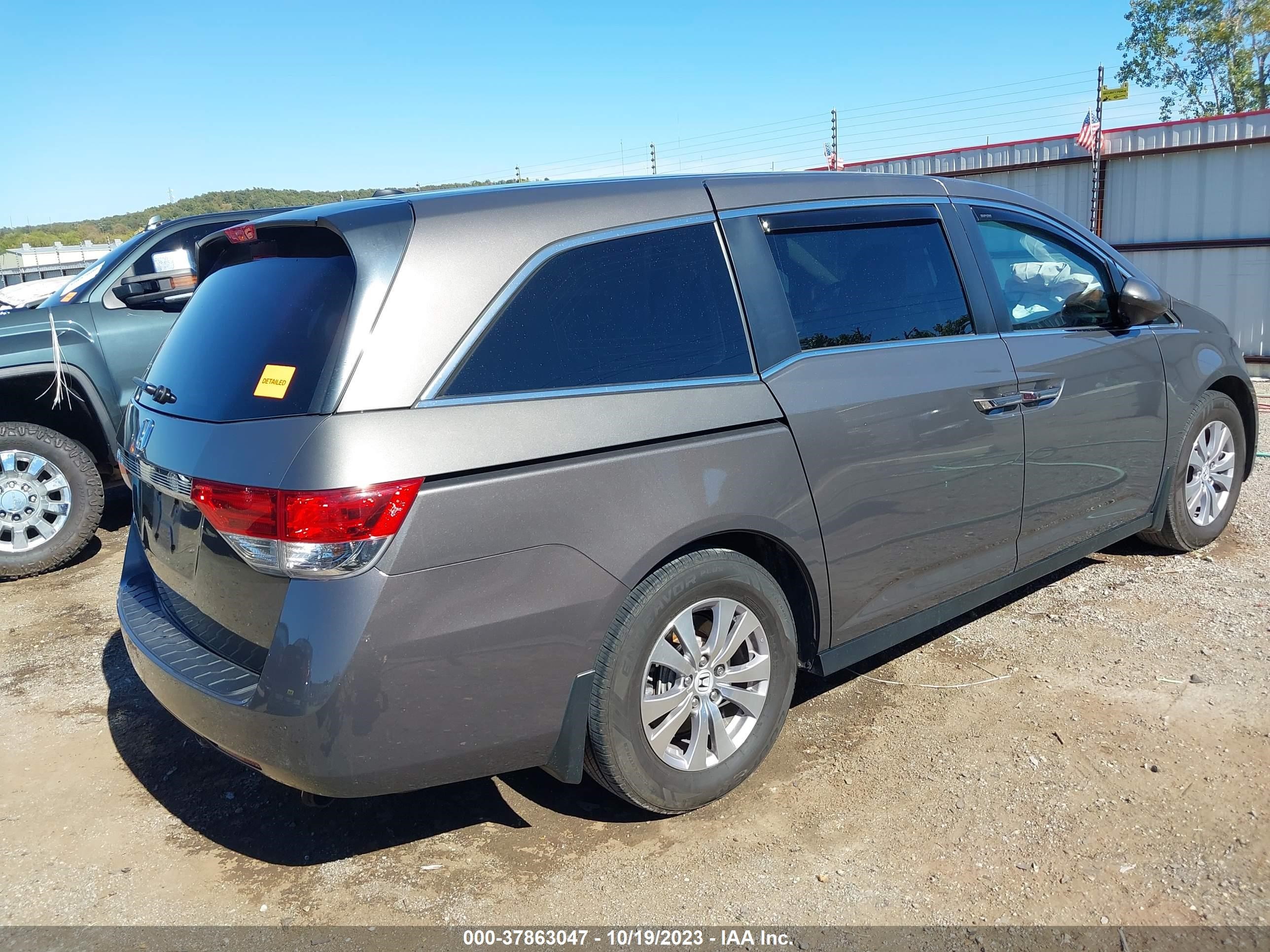 Photo 3 VIN: 5FNRL5H60EB128770 - HONDA ODYSSEY 