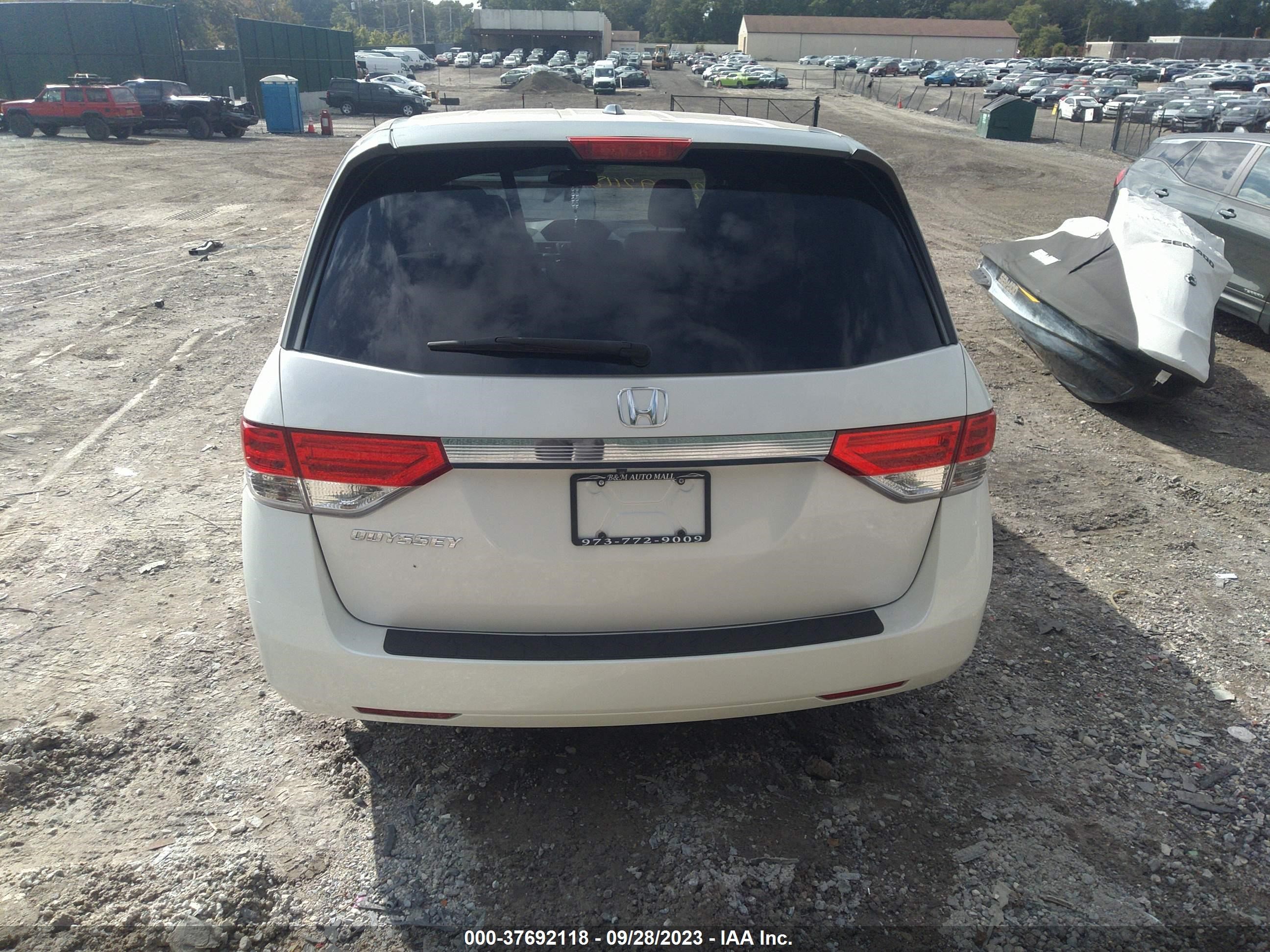 Photo 15 VIN: 5FNRL5H60FB008453 - HONDA ODYSSEY 