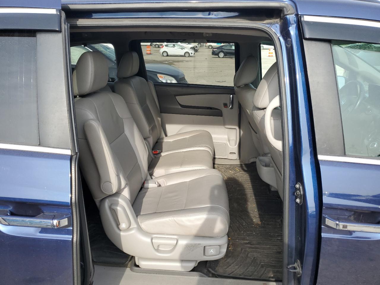 Photo 10 VIN: 5FNRL5H60FB094248 - HONDA ODYSSEY 