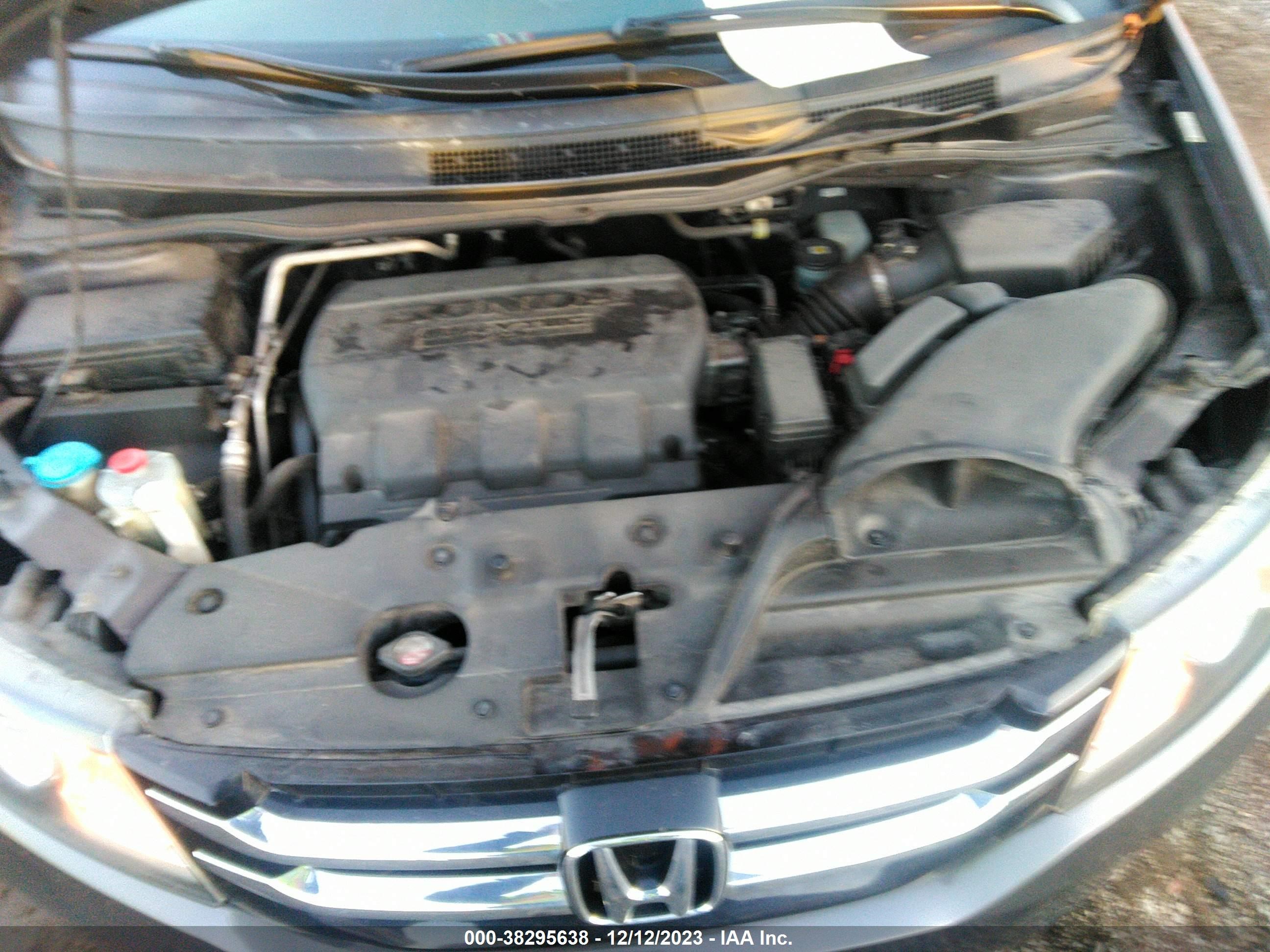 Photo 9 VIN: 5FNRL5H60GB128786 - HONDA ODYSSEY 