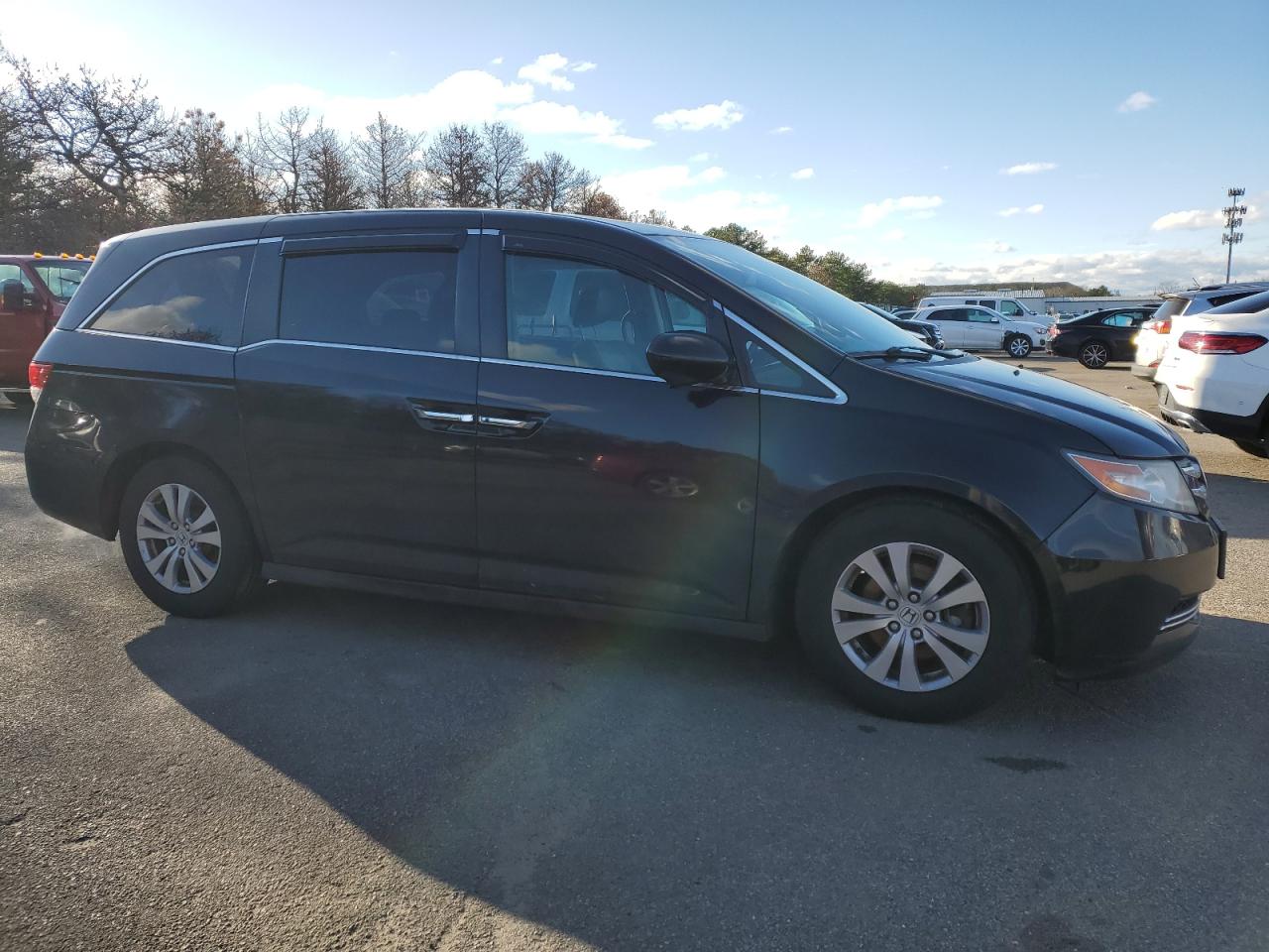 Photo 3 VIN: 5FNRL5H60GB166888 - HONDA ODYSSEY 