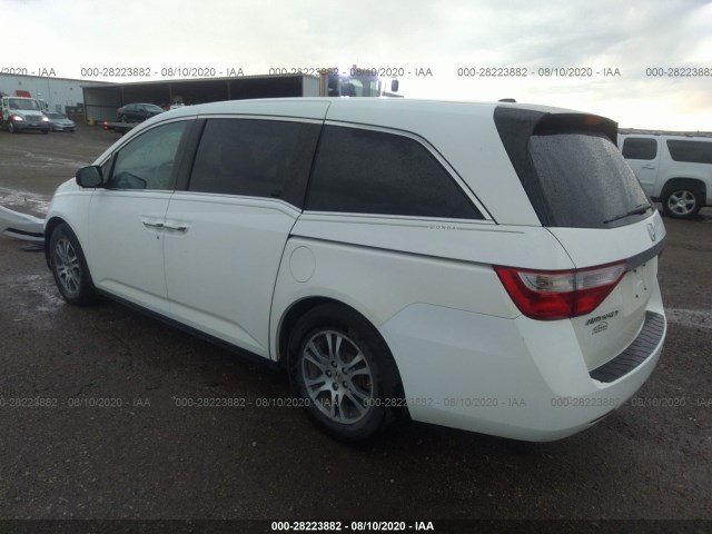 Photo 2 VIN: 5FNRL5H61BB010030 - HONDA ODYSSEY 