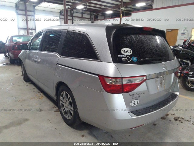 Photo 2 VIN: 5FNRL5H61BB073533 - HONDA ODYSSEY 