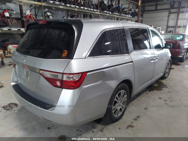 Photo 3 VIN: 5FNRL5H61BB073533 - HONDA ODYSSEY 