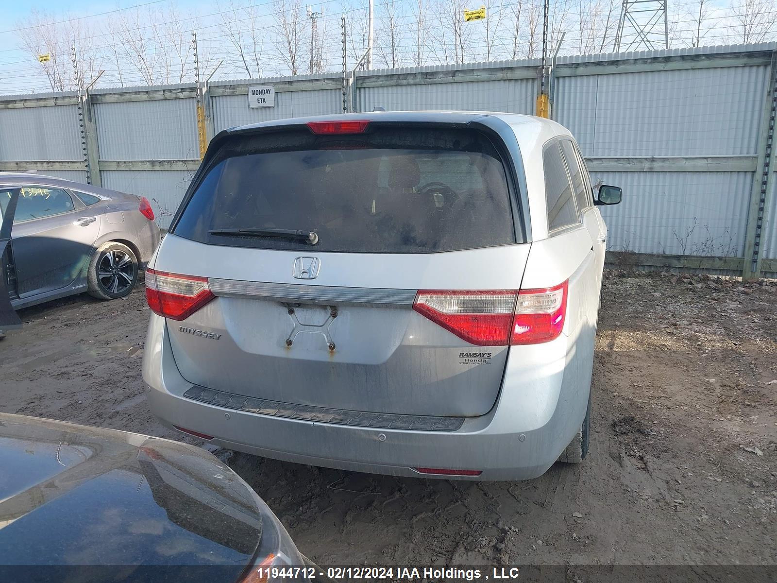 Photo 15 VIN: 5FNRL5H61BB501715 - HONDA ODYSSEY 