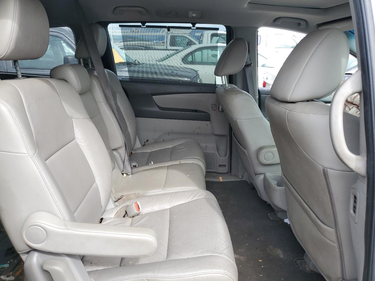 Photo 10 VIN: 5FNRL5H61CB103017 - HONDA ODYSSEY 