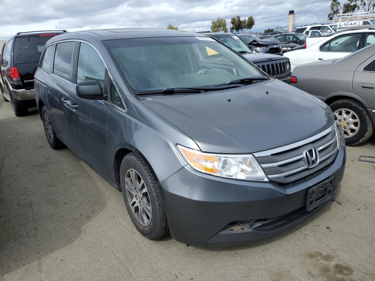 Photo 3 VIN: 5FNRL5H61CB103017 - HONDA ODYSSEY 