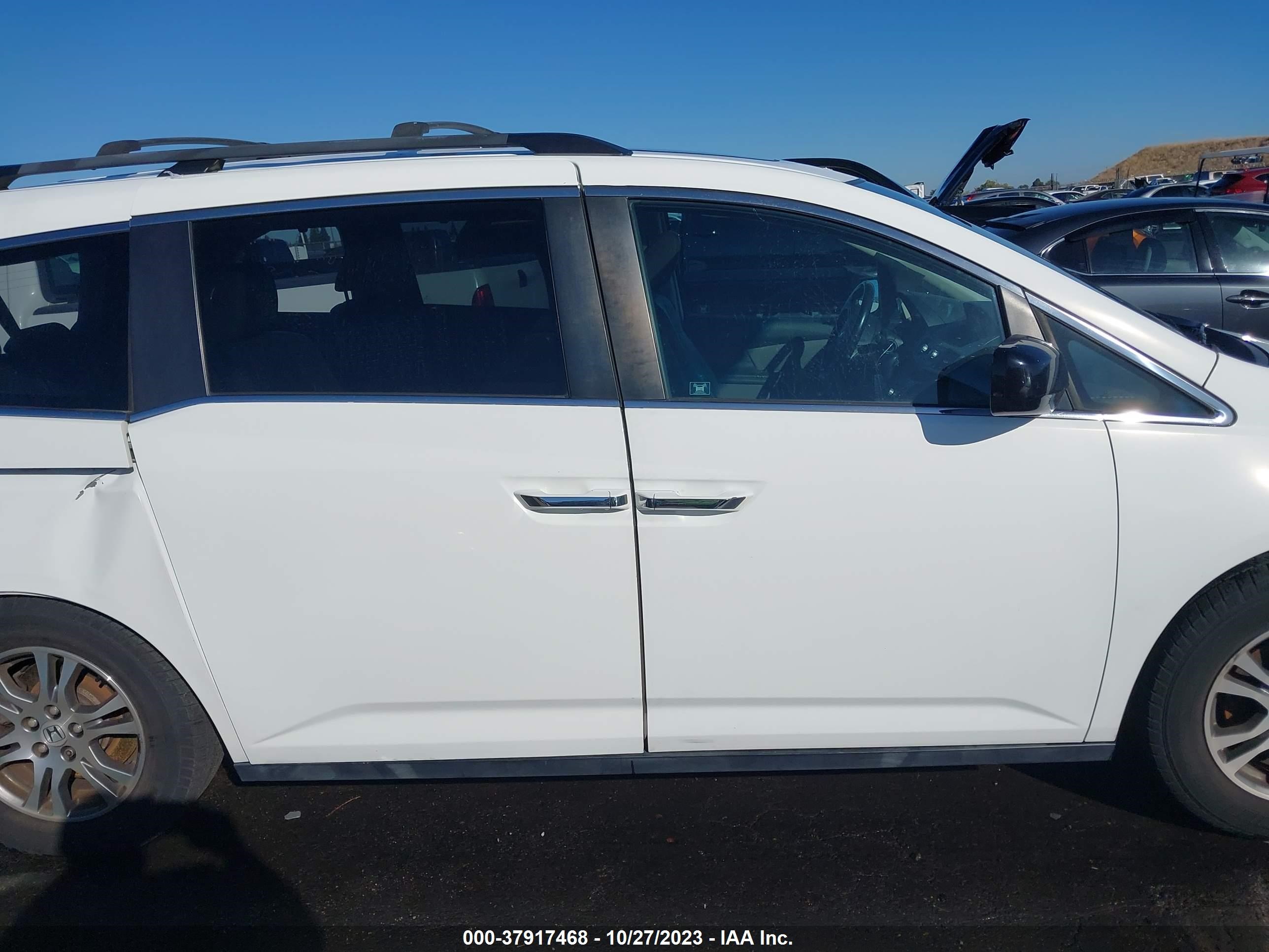 Photo 12 VIN: 5FNRL5H61CB146465 - HONDA ODYSSEY 