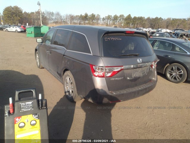 Photo 2 VIN: 5FNRL5H61DB018082 - HONDA ODYSSEY 