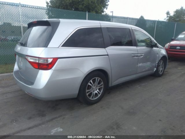 Photo 3 VIN: 5FNRL5H61DB029180 - HONDA ODYSSEY 