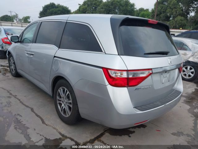 Photo 2 VIN: 5FNRL5H61DB040941 - HONDA ODYSSEY 