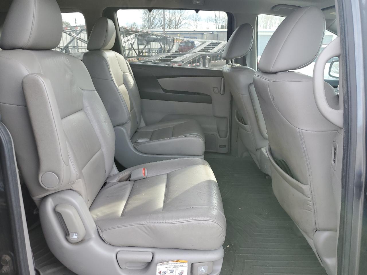 Photo 9 VIN: 5FNRL5H61DB053057 - HONDA ODYSSEY 