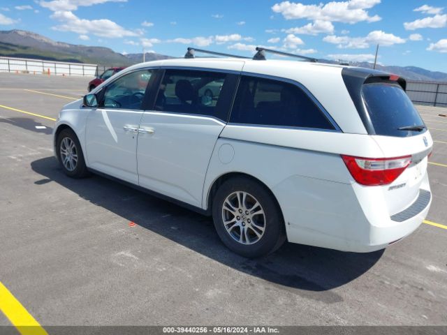 Photo 2 VIN: 5FNRL5H61DB058601 - HONDA ODYSSEY 