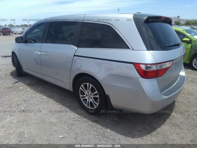 Photo 2 VIN: 5FNRL5H61DB074085 - HONDA ODYSSEY 