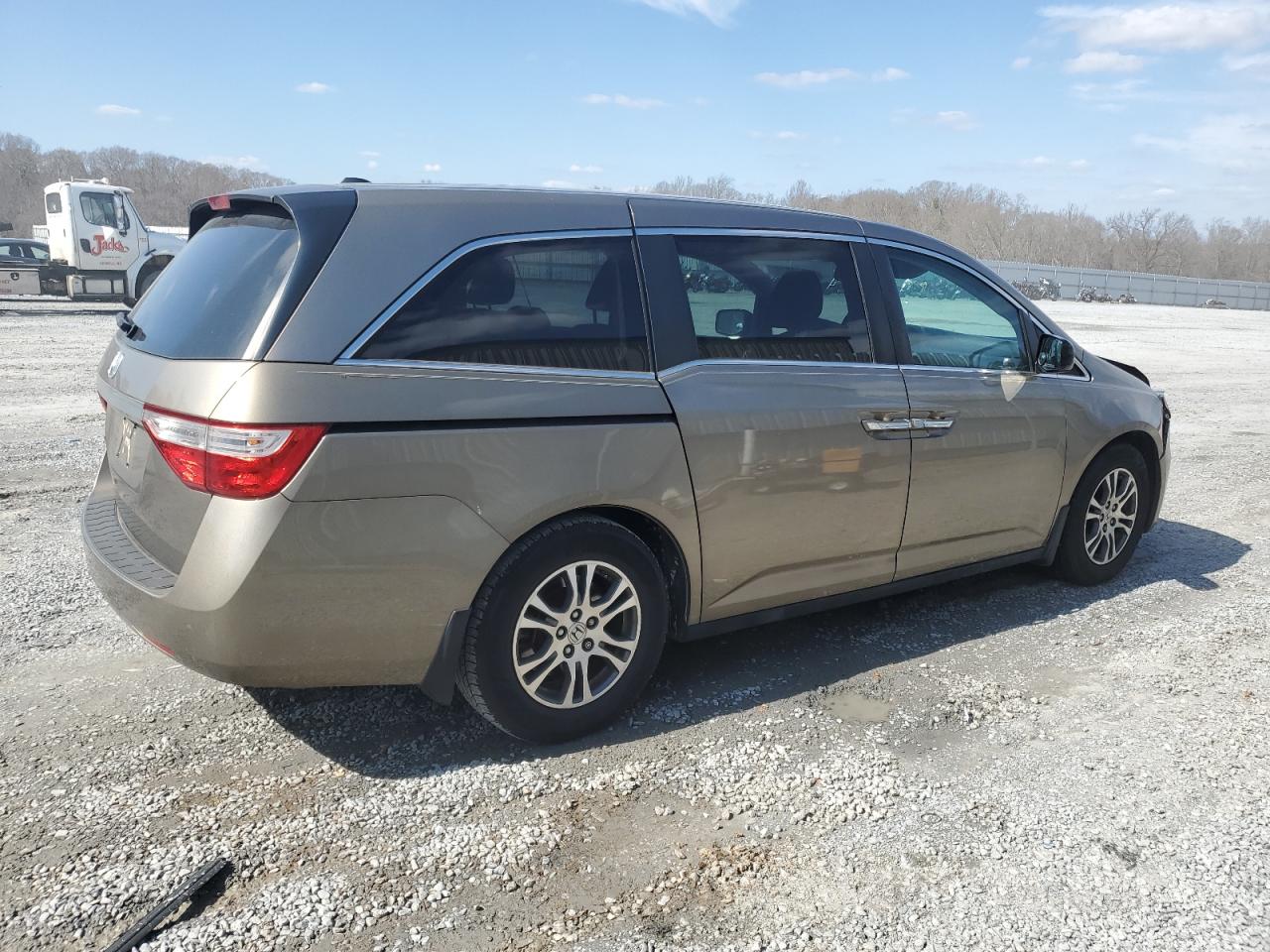 Photo 2 VIN: 5FNRL5H61DB075169 - HONDA ODYSSEY 