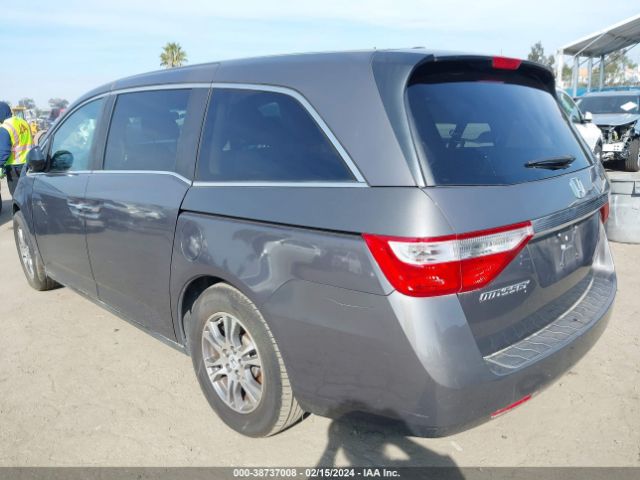 Photo 2 VIN: 5FNRL5H61DB079948 - HONDA ODYSSEY 