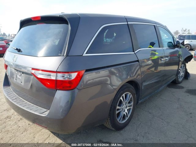 Photo 3 VIN: 5FNRL5H61DB079948 - HONDA ODYSSEY 