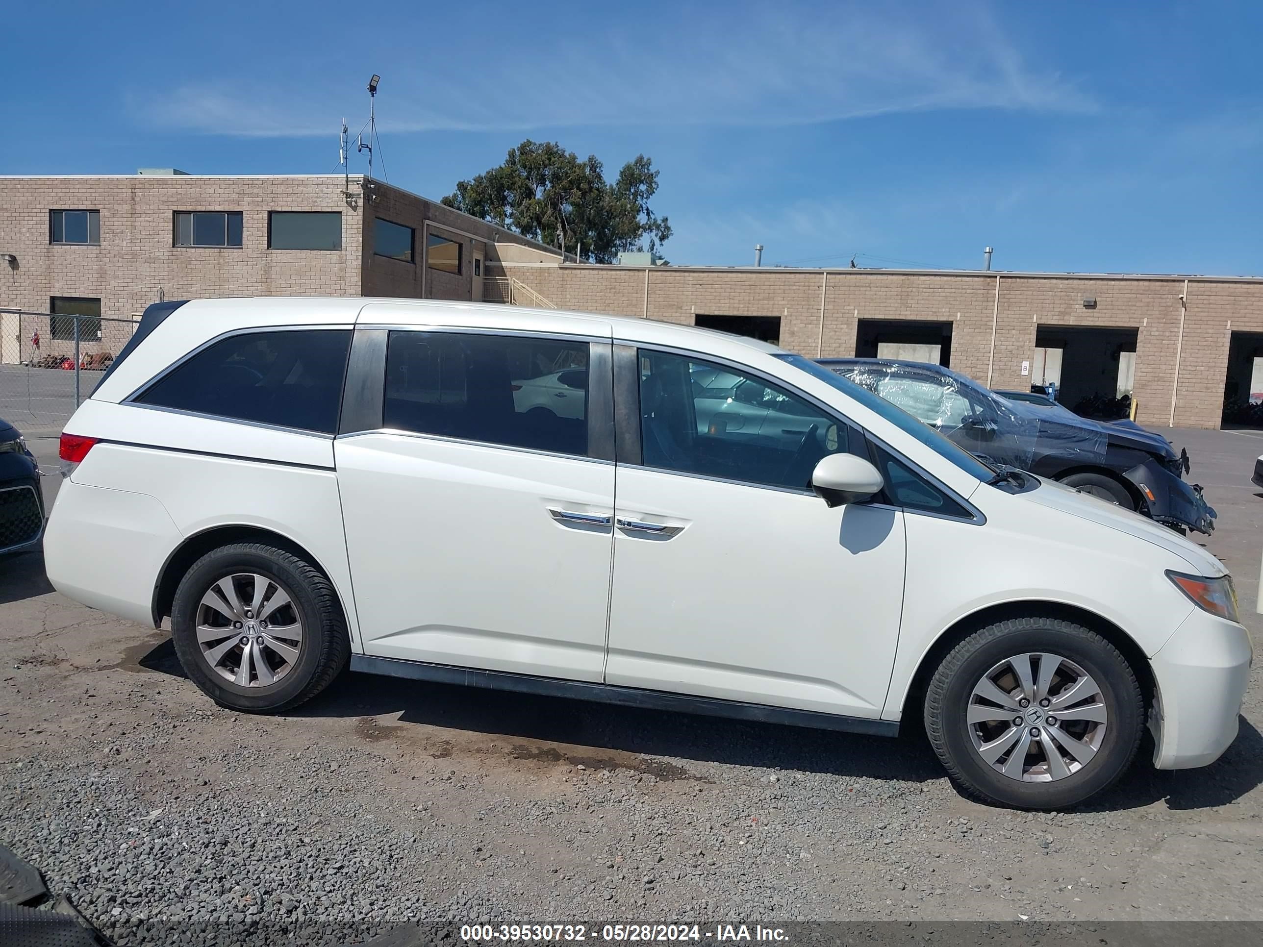 Photo 12 VIN: 5FNRL5H61EB024336 - HONDA ODYSSEY 