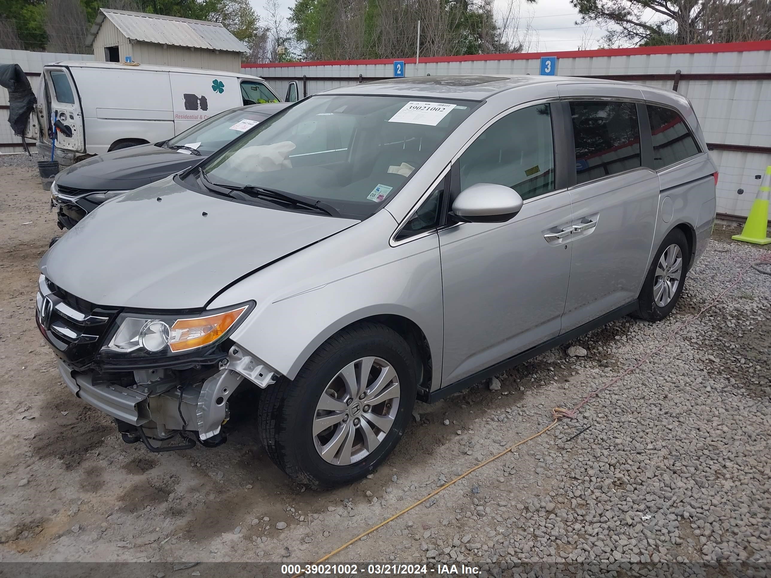 Photo 1 VIN: 5FNRL5H61EB125523 - HONDA ODYSSEY 