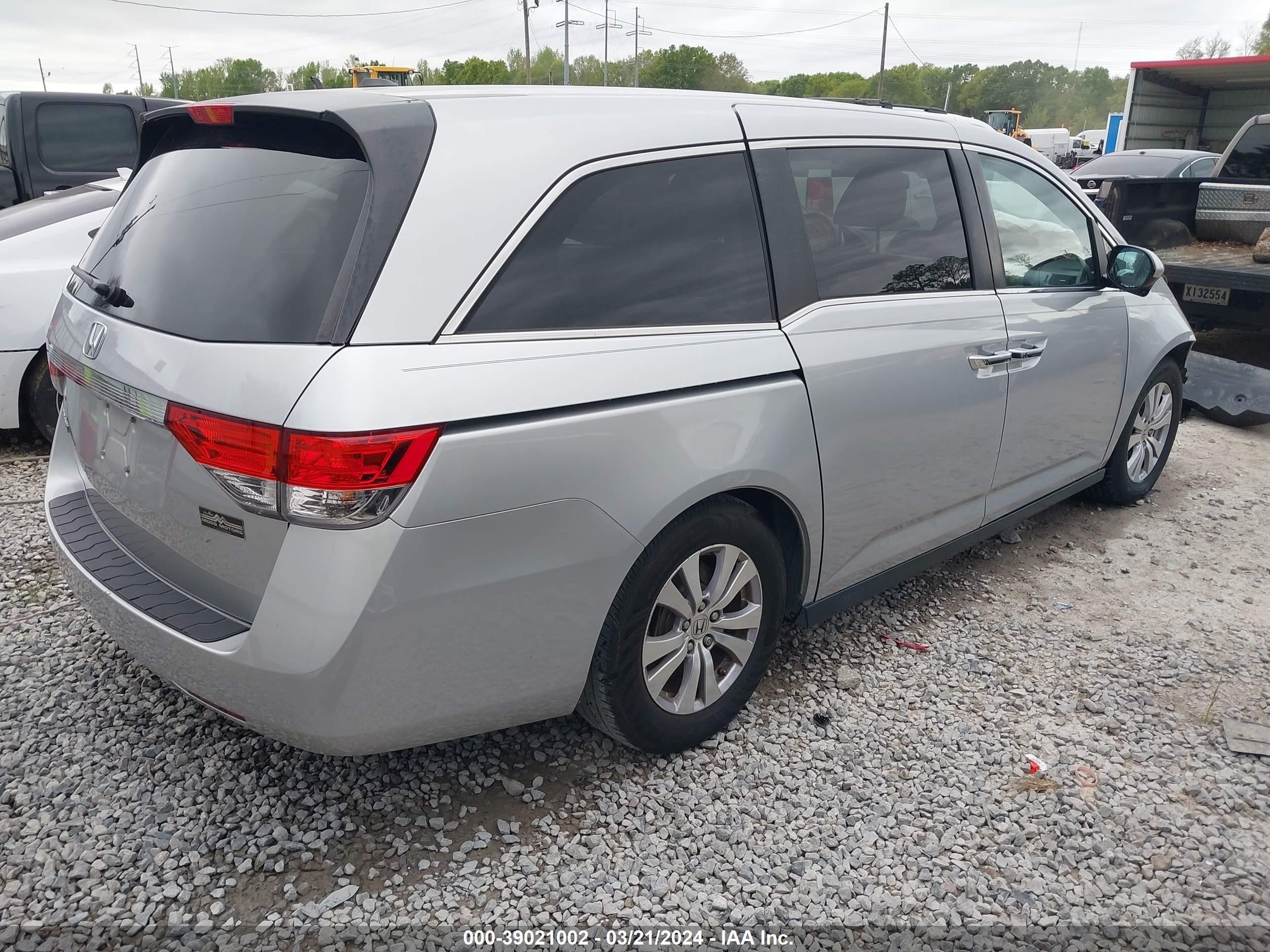 Photo 3 VIN: 5FNRL5H61EB125523 - HONDA ODYSSEY 