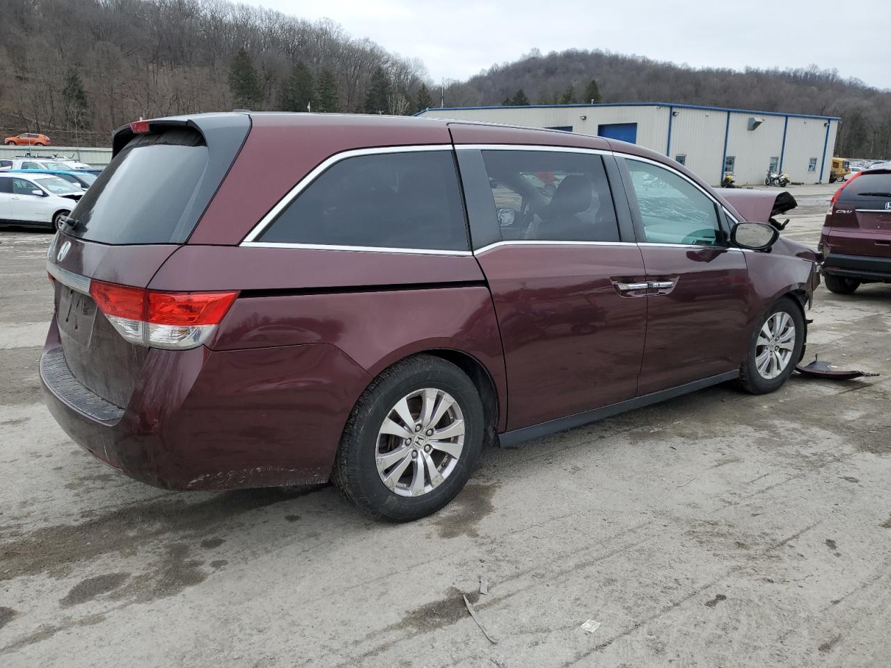 Photo 2 VIN: 5FNRL5H61FB082481 - HONDA ODYSSEY 