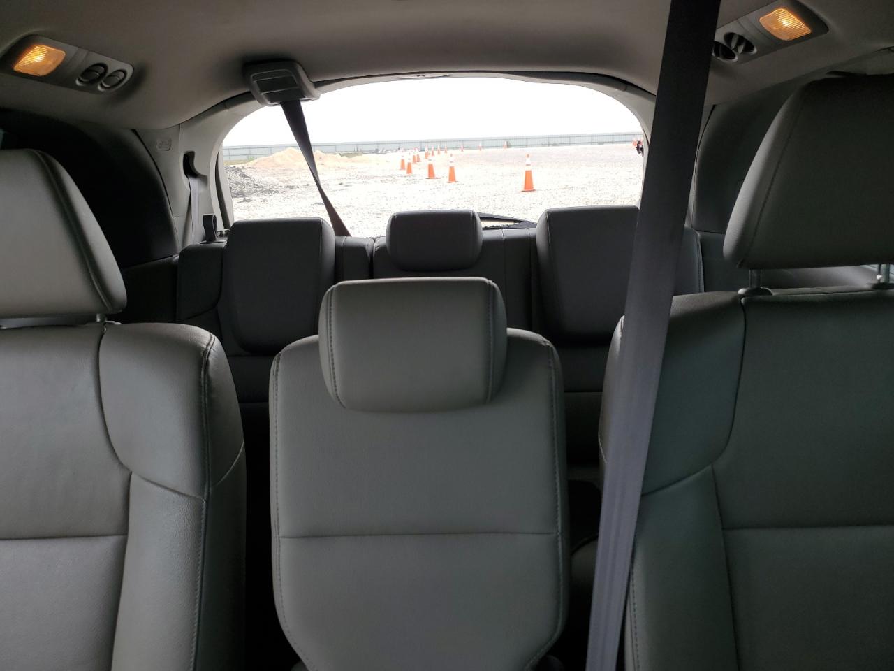 Photo 9 VIN: 5FNRL5H61FB115267 - HONDA ODYSSEY 