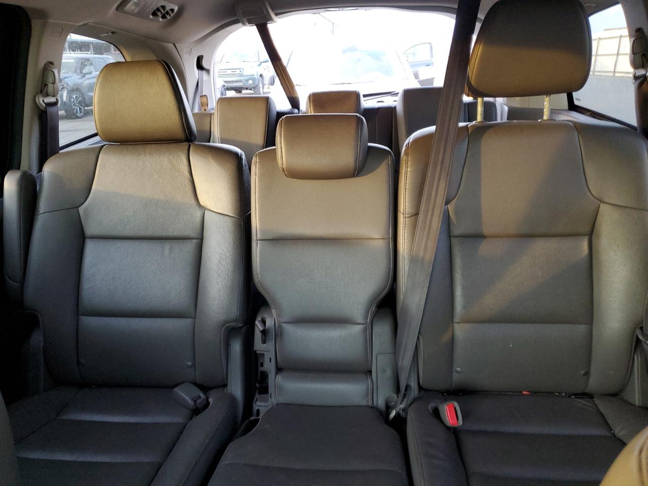 Photo 9 VIN: 5FNRL5H61GB044413 - HONDA ODYSSEY 