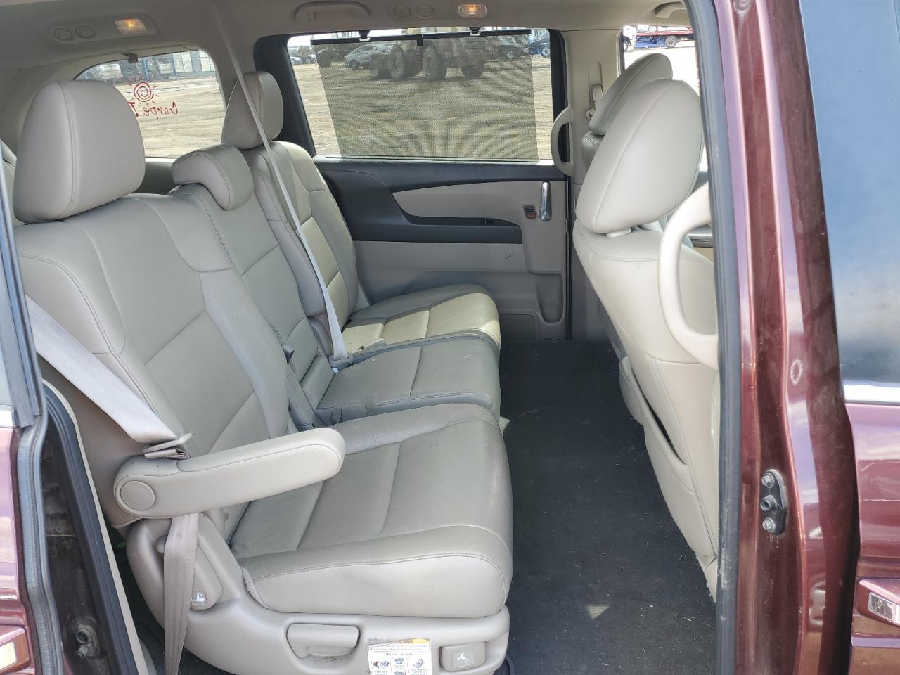 Photo 10 VIN: 5FNRL5H61HB000896 - HONDA ODYSSEY 