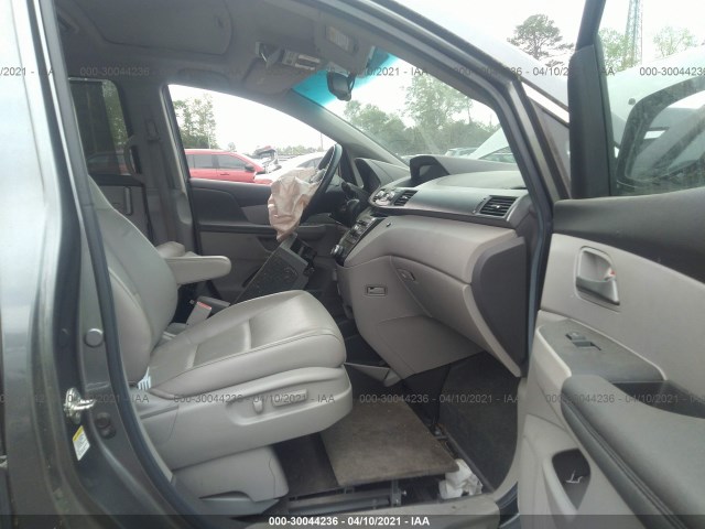 Photo 4 VIN: 5FNRL5H62BB096268 - HONDA ODYSSEY 