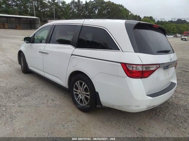 Photo 2 VIN: 5FNRL5H62BB102702 - HONDA ODYSSEY 