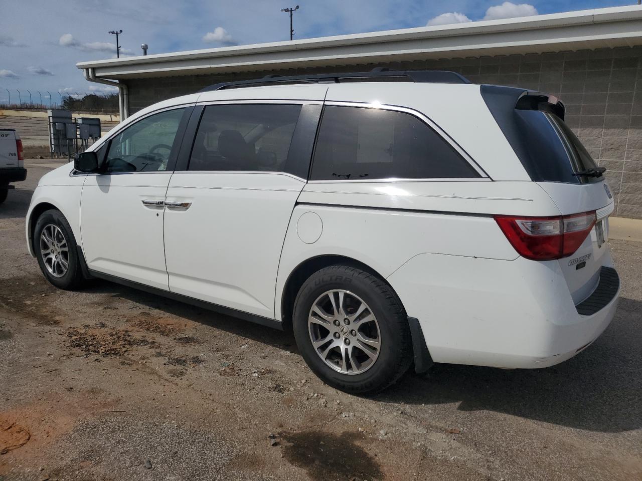 Photo 1 VIN: 5FNRL5H62DB031360 - HONDA ODYSSEY 