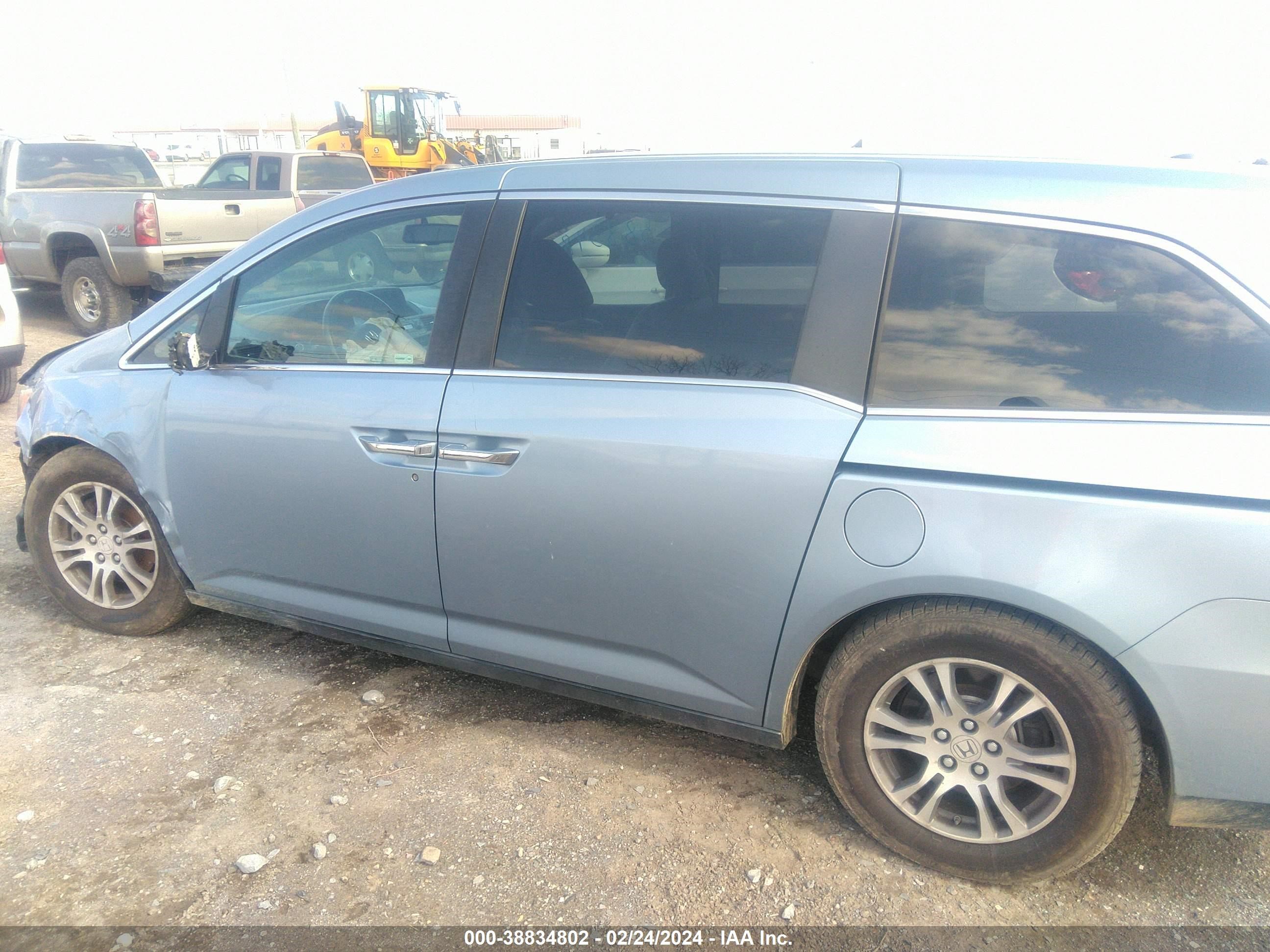 Photo 13 VIN: 5FNRL5H62DB040673 - HONDA ODYSSEY 