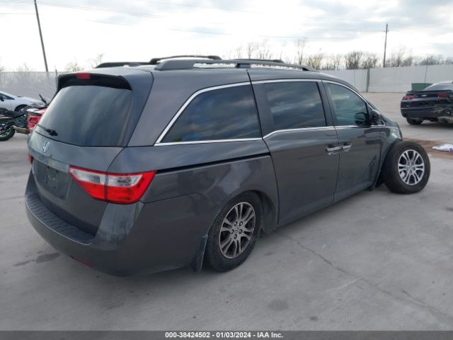 Photo 3 VIN: 5FNRL5H62DB091025 - HONDA ODYSSEY 