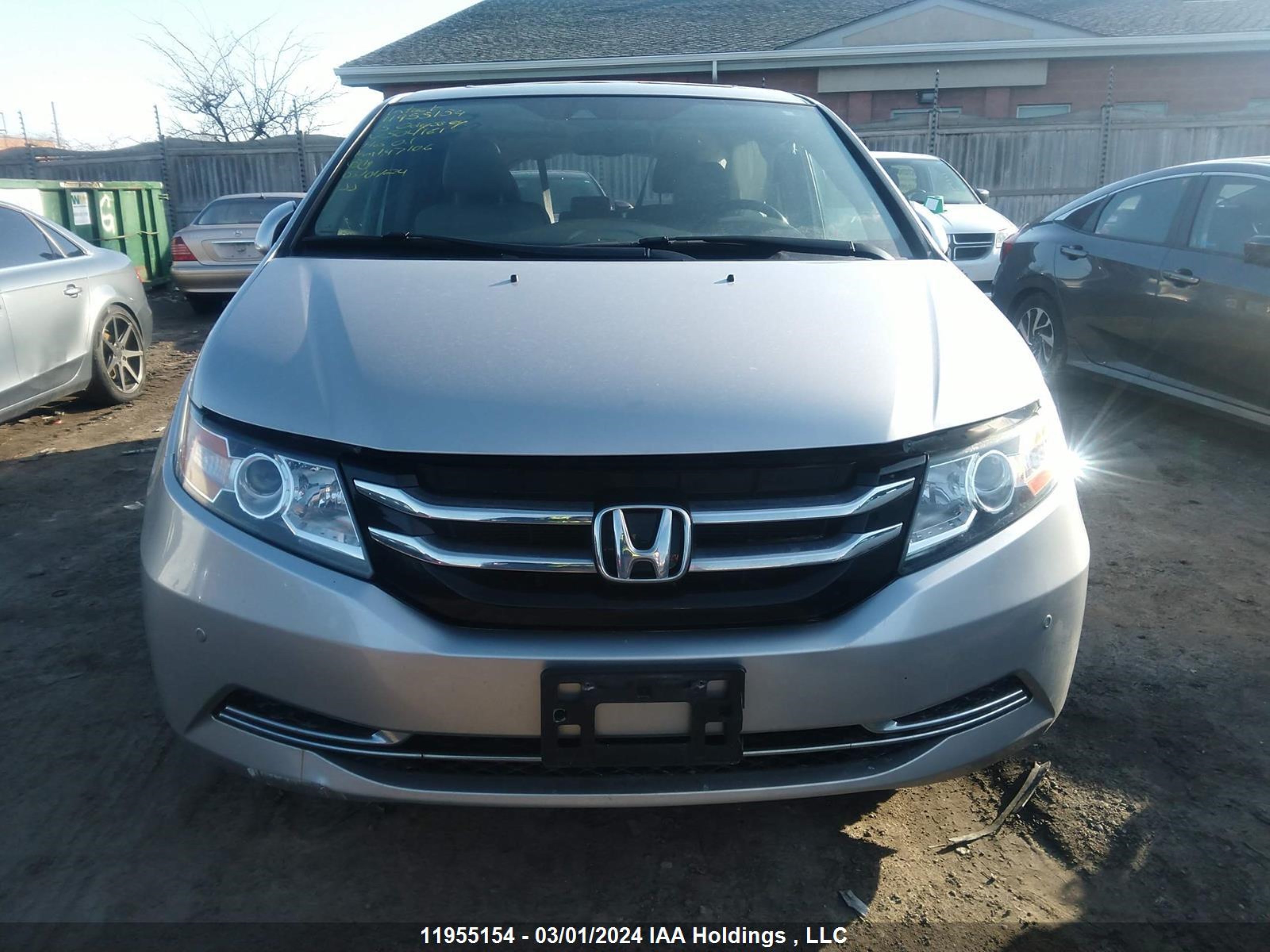 Photo 11 VIN: 5FNRL5H62FB504161 - HONDA ODYSSEY 