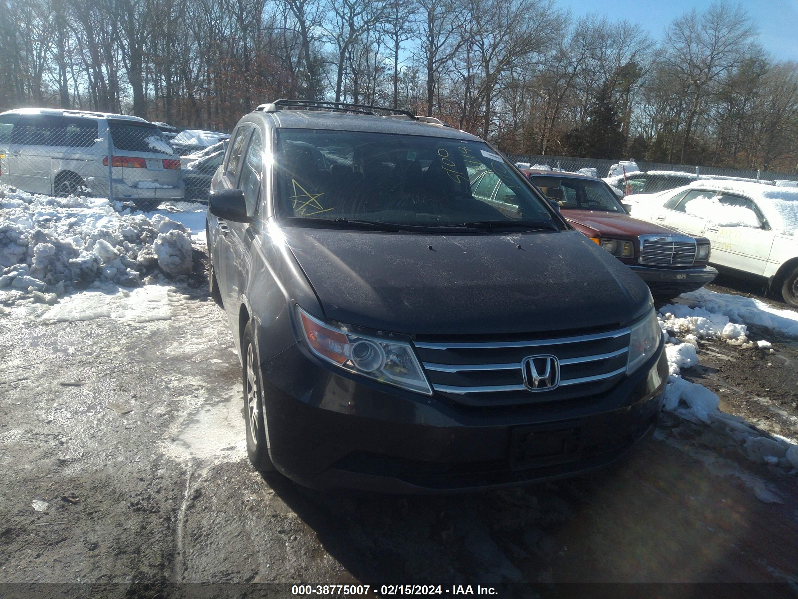 Photo 5 VIN: 5FNRL5H63BB018128 - HONDA ODYSSEY 