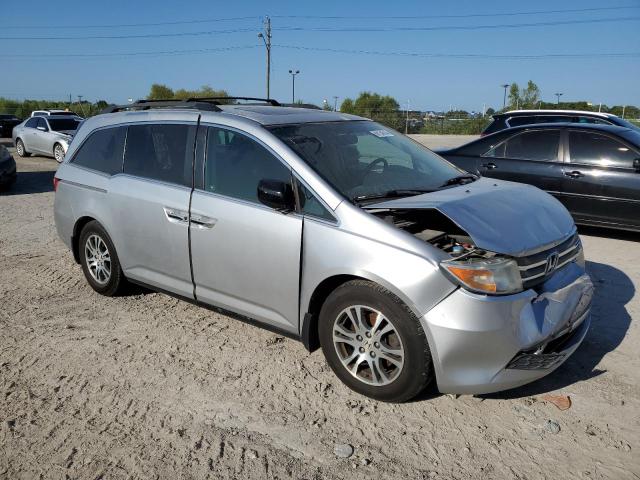 Photo 3 VIN: 5FNRL5H63BB024513 - HONDA ODYSSEY EX 