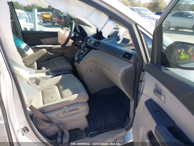 Photo 4 VIN: 5FNRL5H63BB027766 - HONDA ODYSSEY 